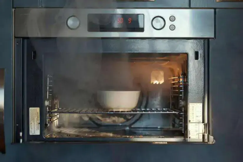 Når nattmaten blir farlig: Brannfaren du må vite om